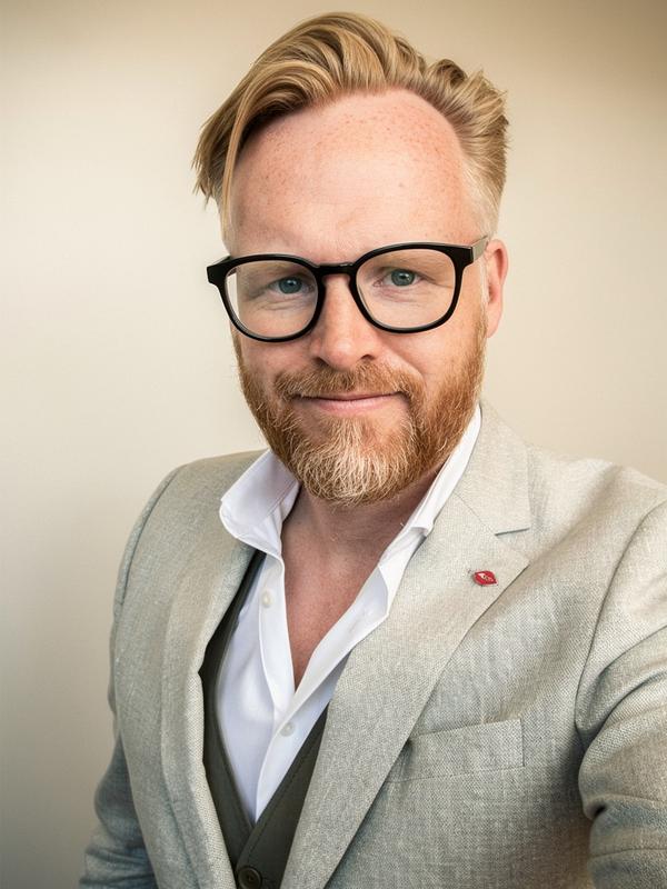 Portrait of Casey Romkes